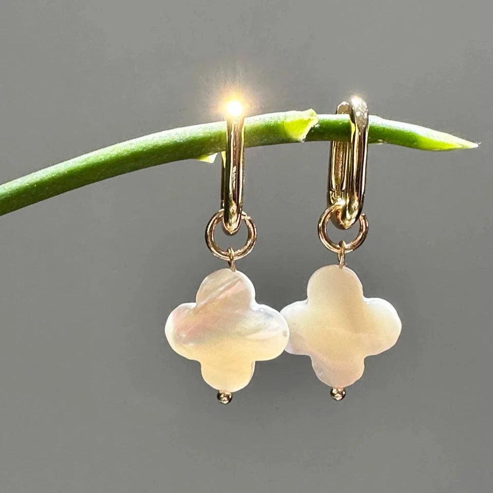 Aretes transformables trébol madre de perlas blanco