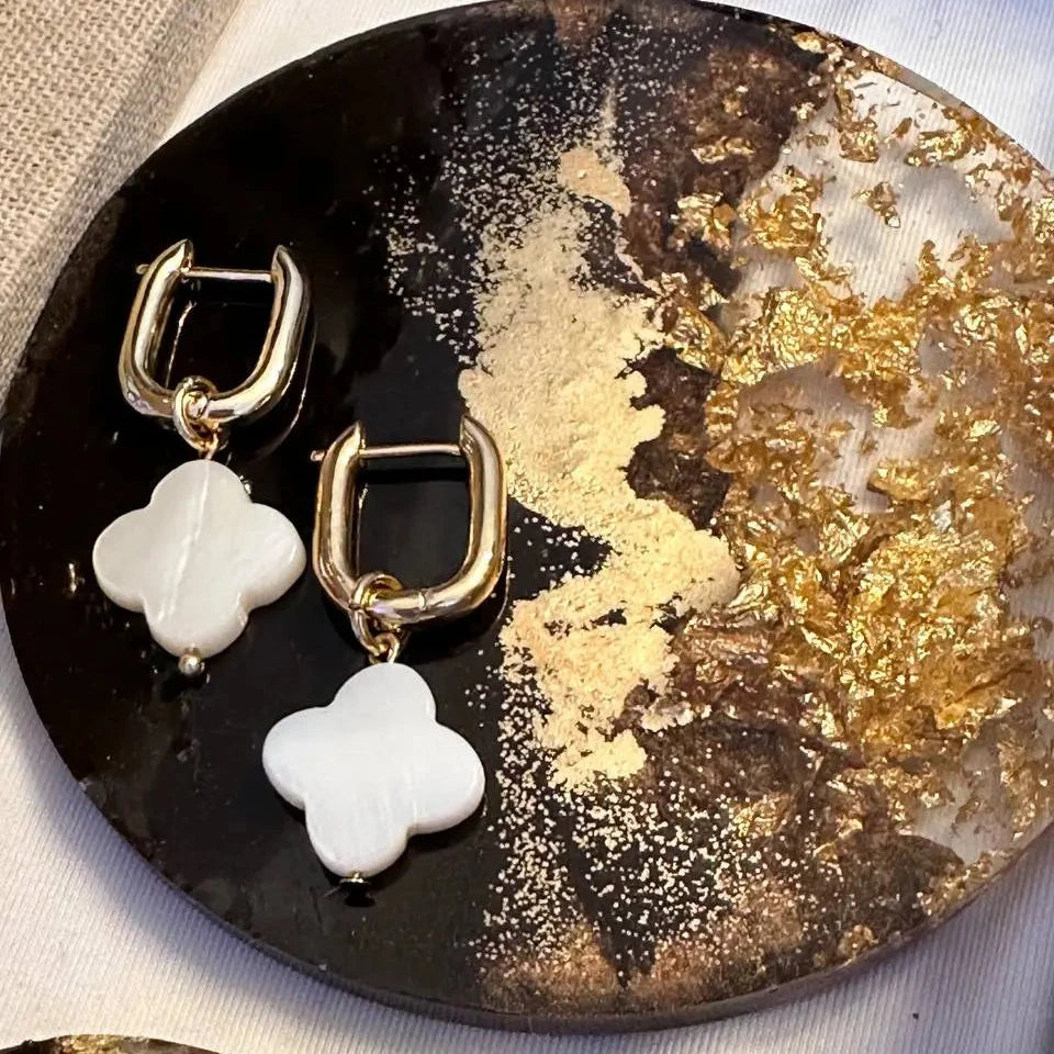 Aretes transformables trébol madre de perlas blanco