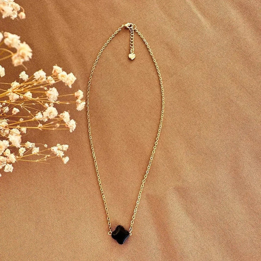 Cadena con trébol ónix negro