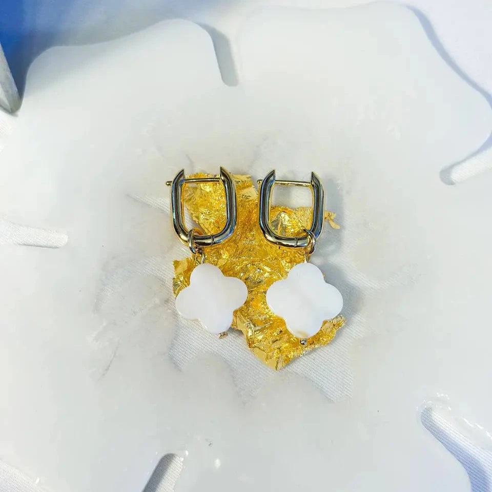 Aretes transformables trébol madre de perlas blanco