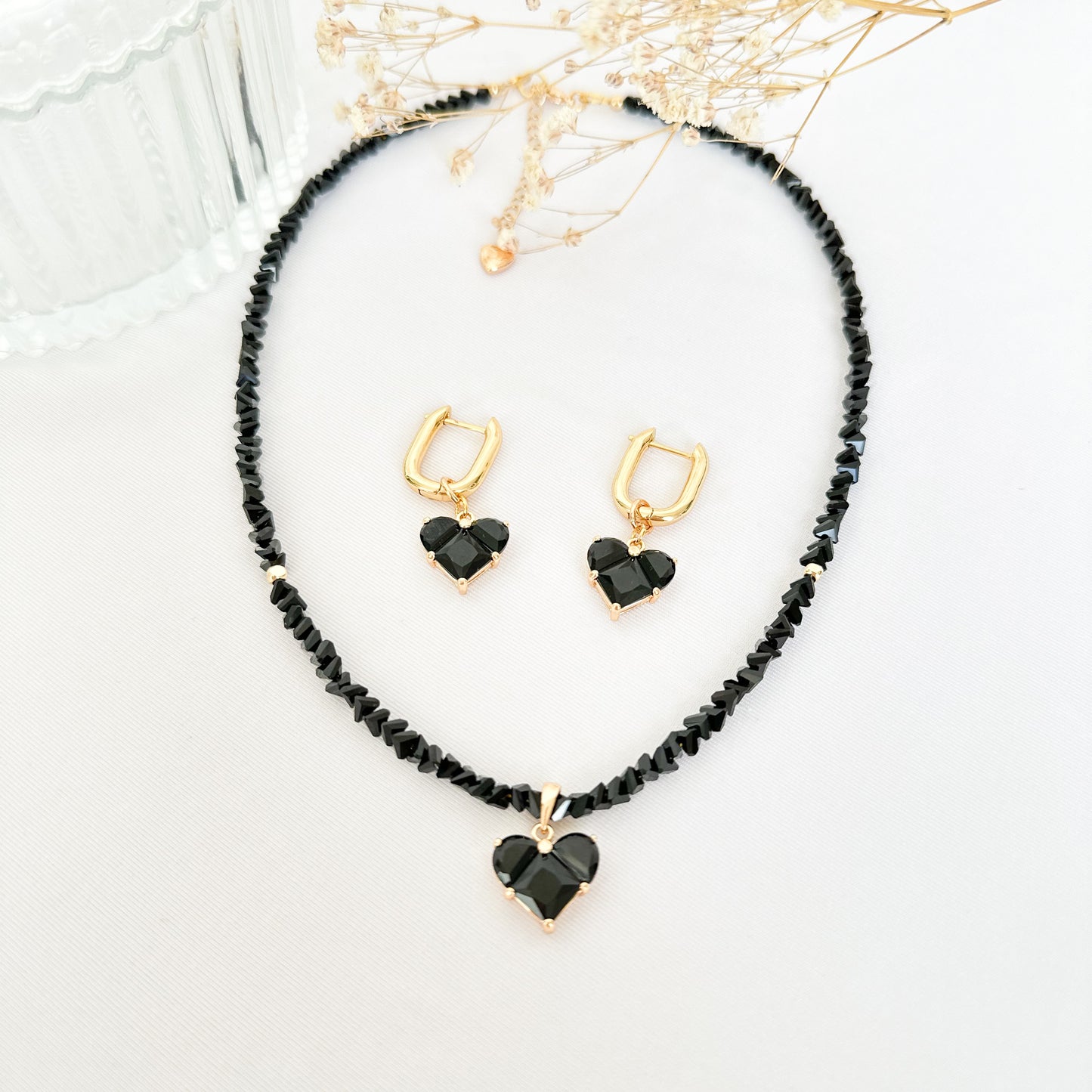 Set corazones negros