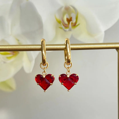 Aretes transformables corazones rojos