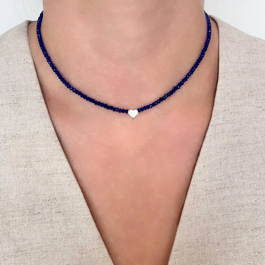 Choker Elegante con Corazón de Vidrio Azul