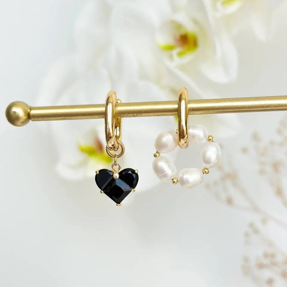 Set de Collar y Aretes con Perlas y Ónix Negro