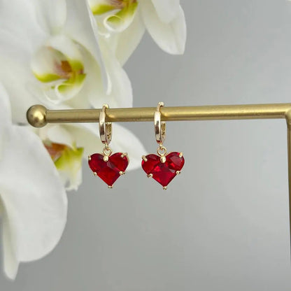 Aretes colgantes corazón rojo