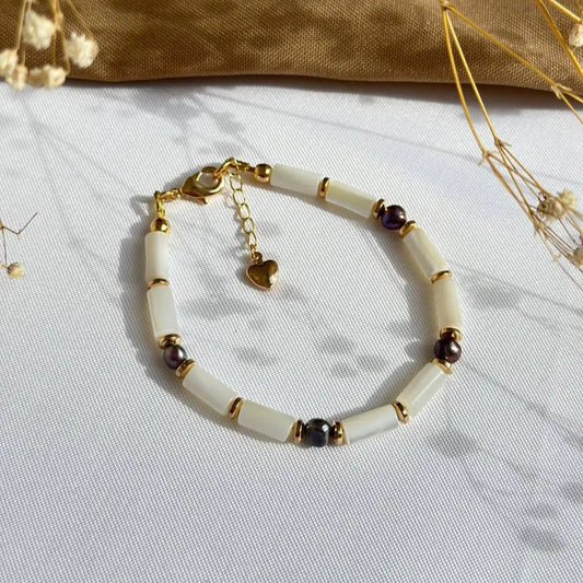 Pulsera de tubos madre de perlas blanca